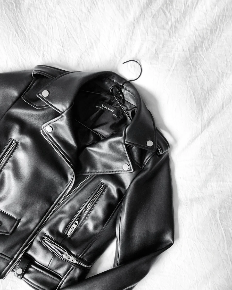 Campera de cuero negra Onyx